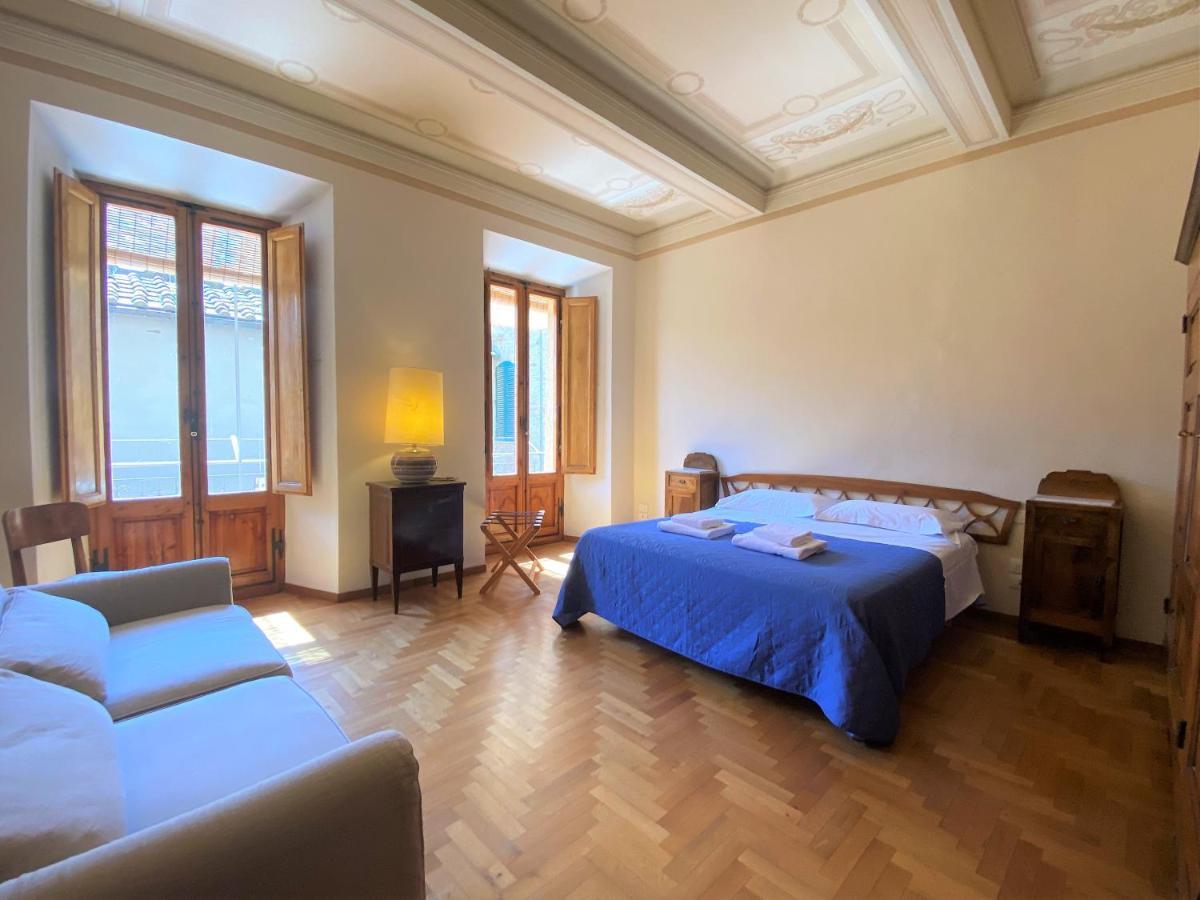 La Fonte-With Balcony Close By Piazza Del Campo Siena Luaran gambar