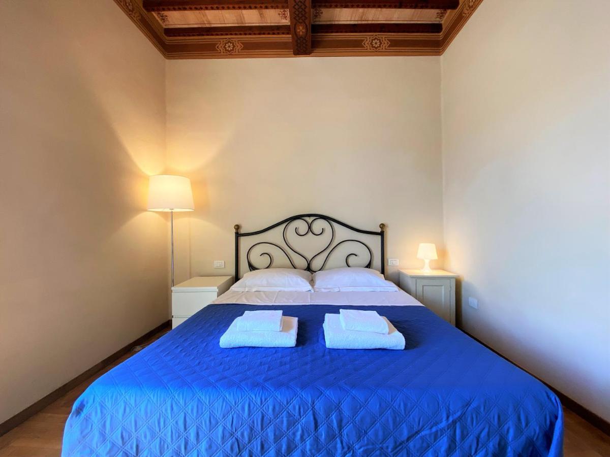 La Fonte-With Balcony Close By Piazza Del Campo Siena Luaran gambar