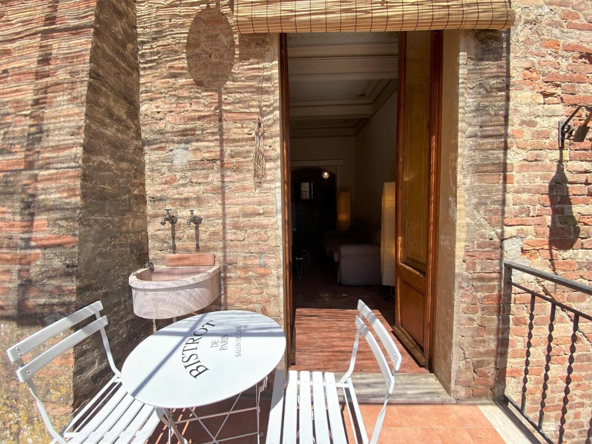 La Fonte-With Balcony Close By Piazza Del Campo Siena Luaran gambar