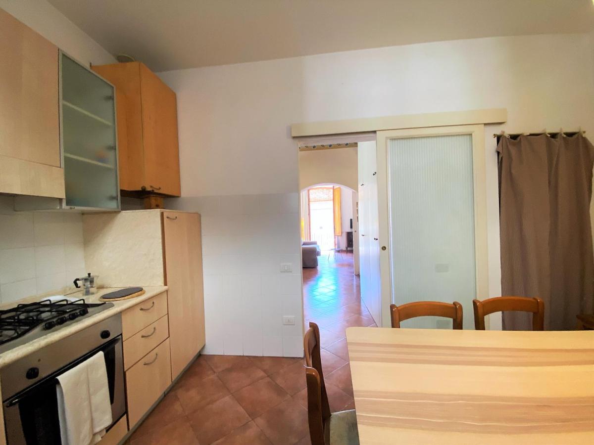 La Fonte-With Balcony Close By Piazza Del Campo Siena Luaran gambar